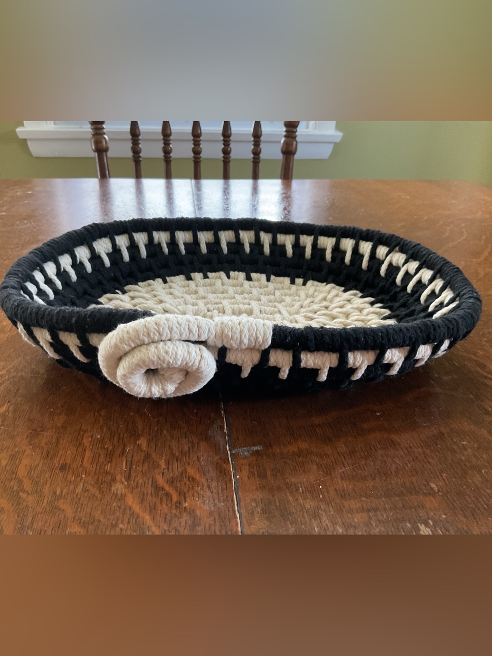 Handmade Oval Rope Bowl – Black & Cream Minimalist Decorative Basket
